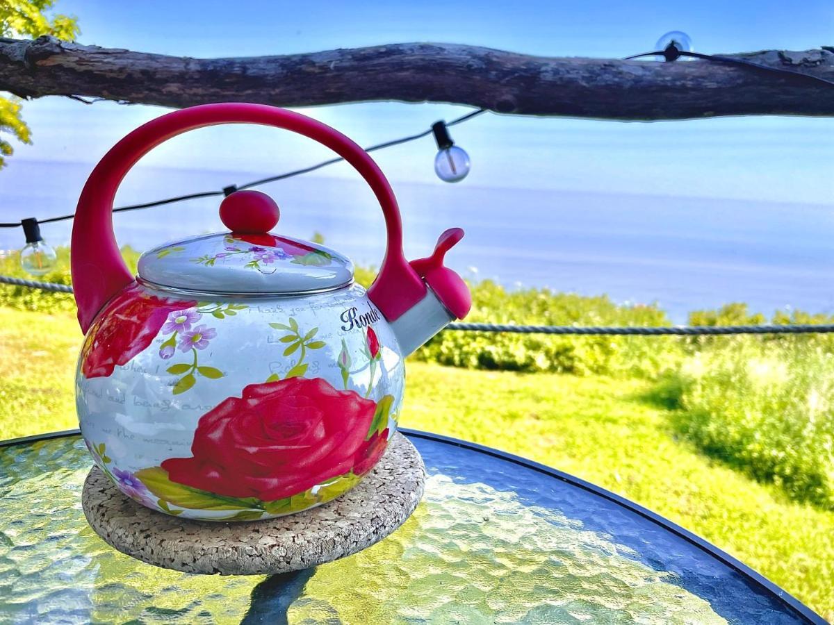 Mereaeaere Glamping Ja Rannamaja Liimala Exterior foto