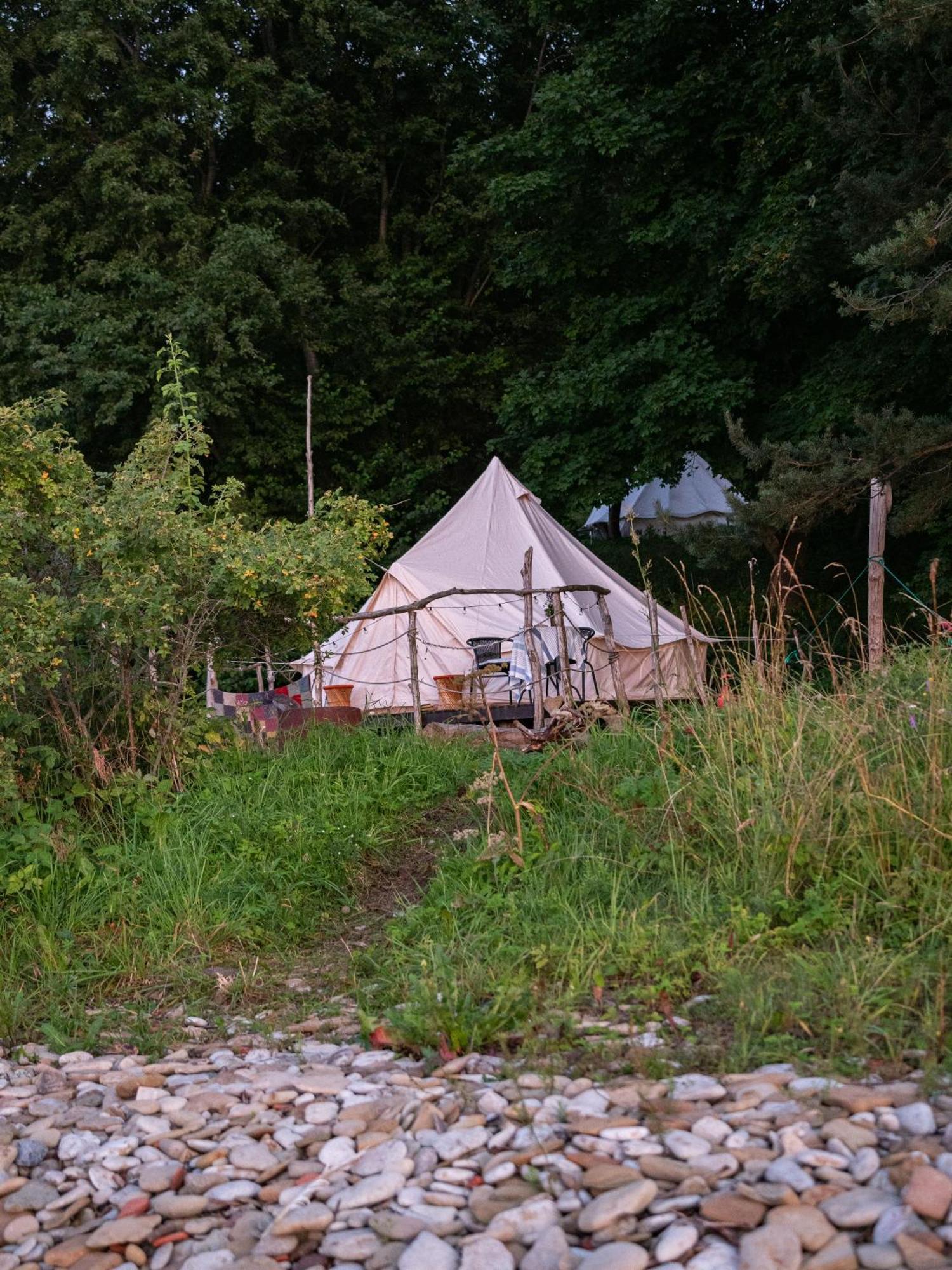 Mereaeaere Glamping Ja Rannamaja Liimala Exterior foto