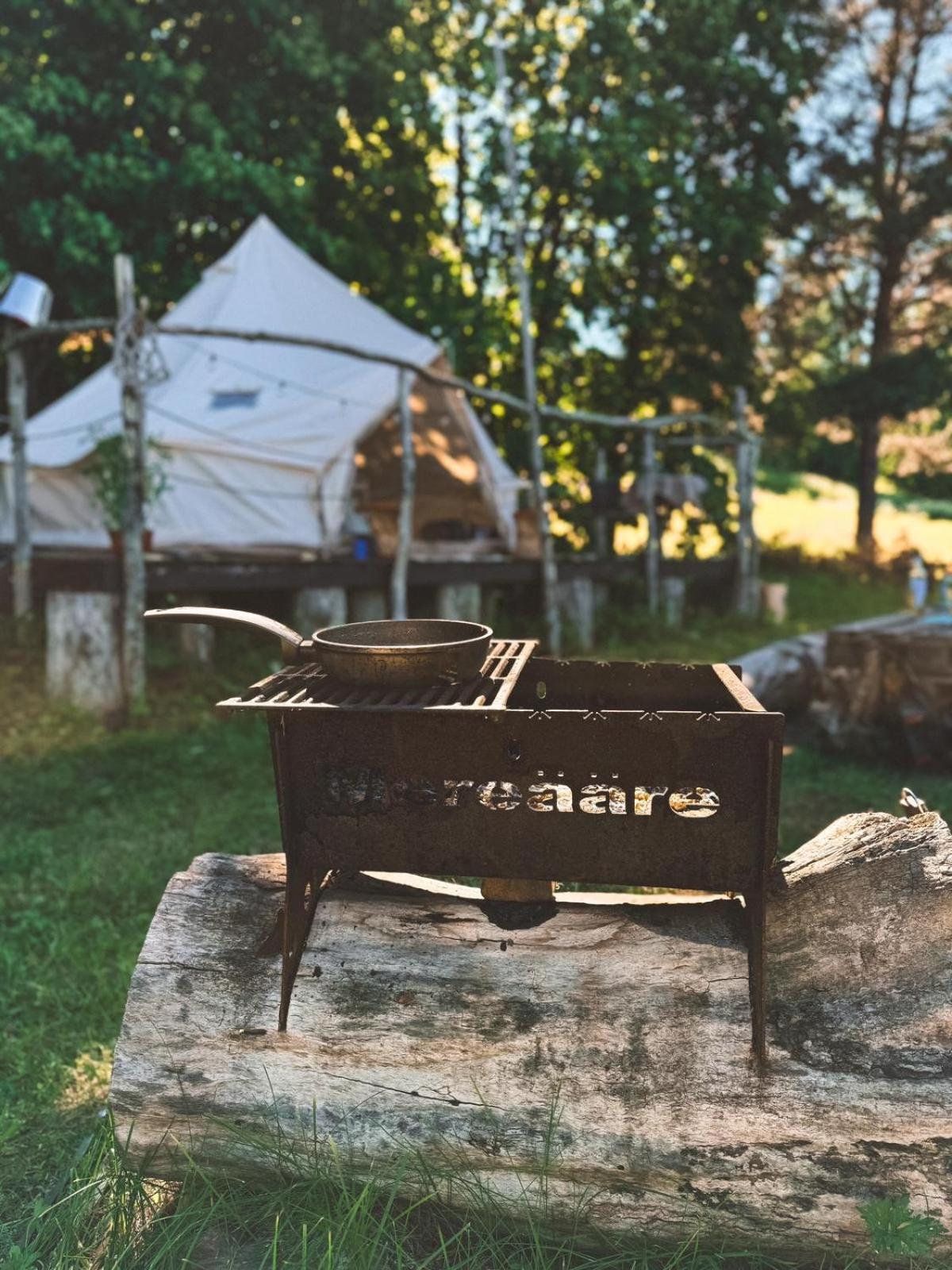Mereaeaere Glamping Ja Rannamaja Liimala Exterior foto